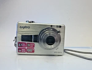 Sanyo VPC-E870 Digital Camera Works 1GB SD Card - Picture 1 of 7