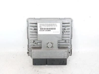 5WP44705 CENTRALINA MOTORE ECU CONTINENTAL VOLKSWAGEN JETTA VI (A6) 1.2 TSI 8V M - Immagine 1 di 3