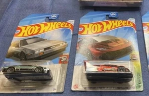 Hot Wheels Super Treasure Hunt LAMBO, RTH DMC Delorean - Picture 1 of 4