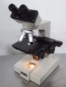 T169863 Nikon SC Binocular Compound Microscope w/ Eyepieces, 3 Objectives - Picture 1 of 9