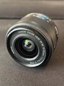 Canon Zoom Lens EF-M 15-45 1:3.5-6.3 IS STM Lens - Picture 1 of 4