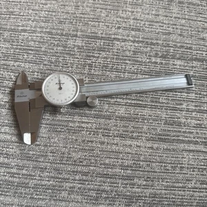 Mitutoyo Vintage 4” Dial Pinza Hecha en Japón Acero Inoxidable Herramienta Endurecida - Imagen 1 de 8