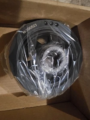 Equilibrador armónico Mercedes-Benz C240 01-05  Foto 1 de 3