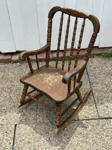 Vintage (1985) Wooden Jenny Lind Child Rocker/Rocking Chair H-100 Cover
