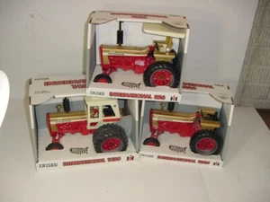 1/16 Vintage International 826, 1026, & 1456 Gold Demonstrator Tractor Set NIB! - Picture 1 of 5