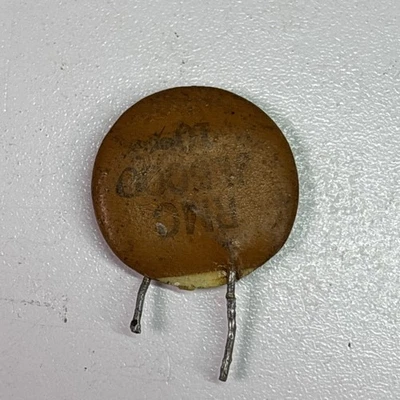 老式二手 RMC JL5000 10% 4693pF 陶瓷圆盘电容器短引线 — 第 1/4 张图片