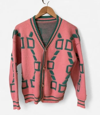 Cárdigan sin marca grande rosa y verde también conocido como suéter de la hermandad  Foto 1 de 3