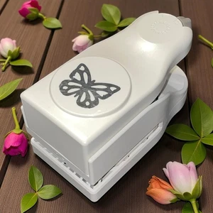 Martha Stewart Schicht Papier Stanzer Scrapbooking Garten Schmetterling Handwerk Werkzeug - Bild 1 von 10