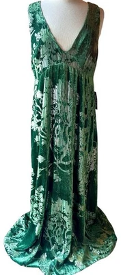 MODCLOTH ~LARGE L ~ ONCE UPON ENCHANTED FOREST~VELVET Maxi Dress ~ GREEN/SILVER - Image 1 of 4