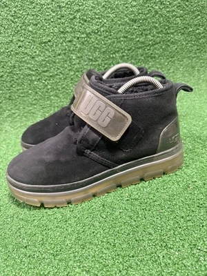 Ugg Neumel 透明黑色麂皮绒 ChukkaBoots 女式 7 码超级干净! — 第 1/4 张图片