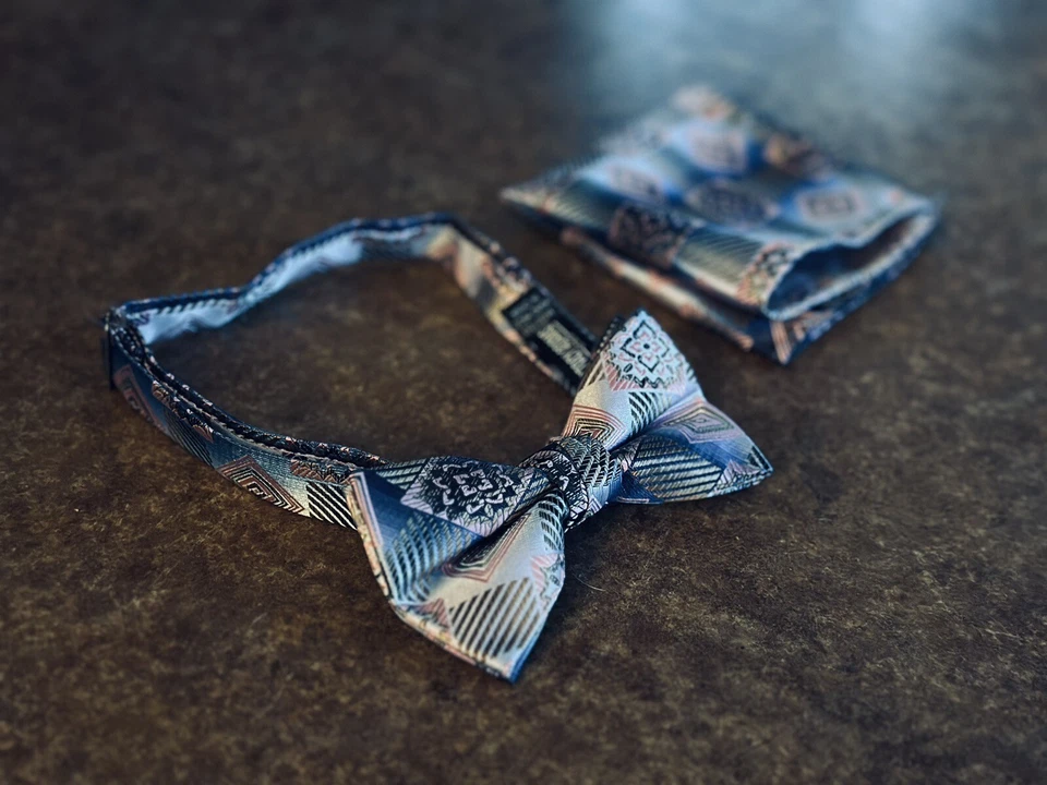 Stacy Adams Men’s Microfiber Bow Tie And Pocket Square Set -  Blue And Pink - Image 1 of 4