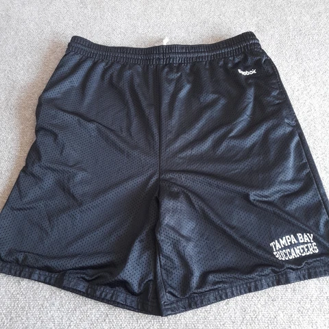 Tampa Bay Buccaneers Shorts Adult XL Reebok NFL Team Football Pocket Men Cover
