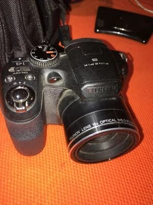 Fujifilm Fine Pix S2940WM 18X OPTICAL 28-504mm 14MEGAPIXEL w/case - Picture 1 of 6