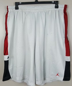 Las mejores ofertas en Pantalones cortos de tamaño regular Jordan Blanco  para hombres | eBay
