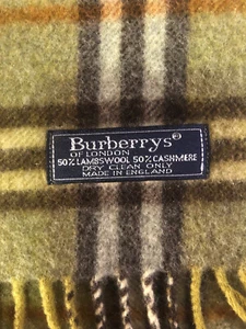 sciarpa burberry usata - Foto 1 di 2