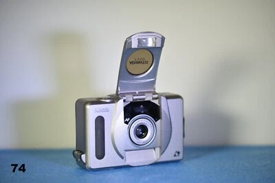 Kodak Advantix T550 Auto Focus APS Point & Shoot Film Camera Vintage Collectable - Image 1 of 4