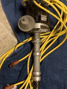NOS V8 GM Racing Chevy Corvette Delco Remy Distributor 1112844 4F3 CAP & Wires - Picture 1 of 5