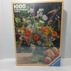 RARO Nuevo 1984 Ravensburger "Naturaleza muerta: flores y frutas 1000 piezas rompecabezas - Imagen 1 de 7