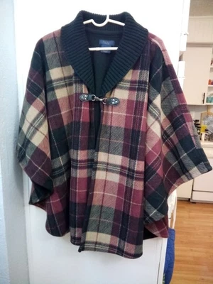 Cuello con capa Rachel Roy envolvente polar a cuadros marrón negro Foto 1 de 4