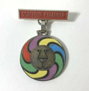 FOIRE DE LYON 1974 Pin Pendant by Morvan Vintage Lion Face "Acheteur Etranger" - Picture 1 of 5