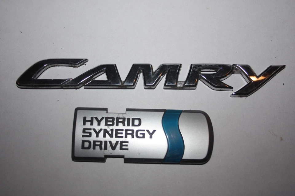 Toyota Camry Hybrid Synergy 2007 2008 2009 2010 2011 emblemas de tapa de maletero trasero Foto 1 de 1