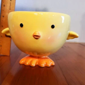 Tazón de sopa de pollo amarillo Hallmark plato de caramelo plantadora de Pascua LIMPIO - Imagen 1 de 5