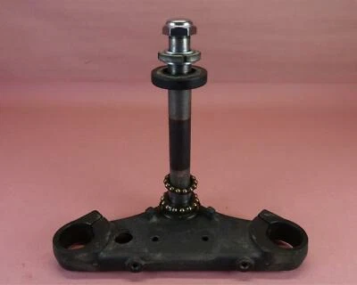 2005 2006 2007 2008 2009 SUZUKI BOULEVARD C50 Triple Tree Lower Clamp Stem - Image 1 of 4