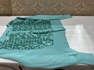 NEU Gap Mädchen Größe 8 grün Sequenz Knopfleiste Cardigan Pullover - Bild 1 von 4
