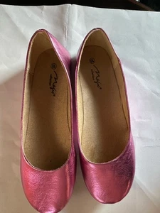 New” CANDY Metallic Pink Flats Sz 10 Slip On Women’s NWB - Picture 1 of 8