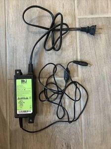 DIRECT TV OEM EPS10R-15 AC ADAPTER POWER SUPPLY 12V 1.5A 18W USA - Picture 1 of 4