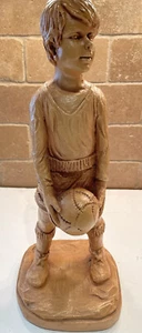 VINTAGE STAMPED MARWAL IND INC 13” STATUE SIGNED B. MULE SOCCER PLAYER CHALKWARE - Picture 1 of 12