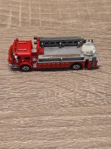 Micro Machines Fire Truck Hook & Ladder Truck Deluxe Red #8, No Ladder, Galoob - Picture 1 of 5