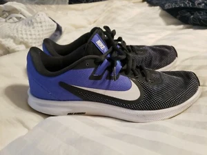 NIKE Womens Sz:9M Downshifter 9 Walking/Running Shoe *PERFECT CONDITION* - Picture 1 of 10