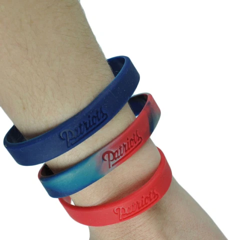 NFL New England Patriots Bracelet Three 3 Piece Elastic Band Fan Womens Ladies Cover