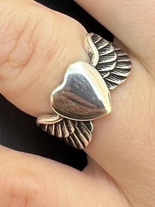 Irish Claddagh Friendship and Love 925 Sterling Silver Ring Heart W. Feathers - Picture 1 of 8