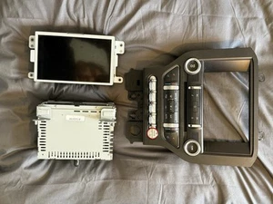Ford Mustang MK6 2015 - 2023 Radio CD Player Navigation Head Unit GR3T-19C107-KM - Picture 1 of 8