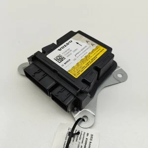 Volvo XC40 SRS Control Unit P32387684 2.0 HYBRID 145KW 2025 30940967 - Imagen 1 de 7