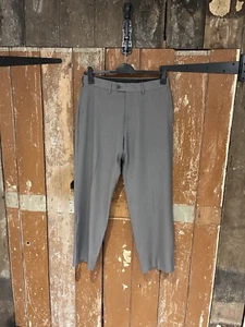 Haggar Trousers Grey Men's Size 32 x 30 Classic Fit Belt Loops Pockets - Picture 1 of 15