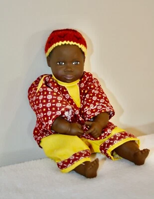 Muñeca Heidi Ott "Colección Little Ones" bebé afroamericano niño "Little Ones" Foto 1 de 3