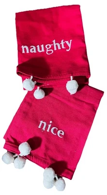 Traviesas y bonitas toallas de baño de cocina de Navidad rojas con pompones blancos Foto 1 de 4