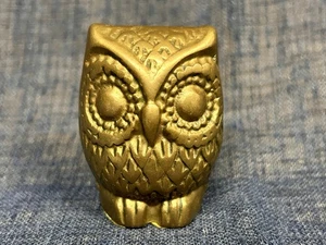 "Estatuilla de búho de latón vintage MCM Mini 2,5"" pisapapeles" - Imagen 1 de 5