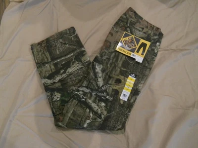 NWT - Mossy Oak Break-Up Infinity 5 Pocket Jean - 32 x 32  . - Image 1 of 3
