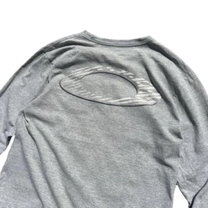 Camiseta manga larga vintage con logotipo Oakley talla S - Imagen 1 de 5