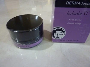 DERMADOCTOR KAKADU C FACE CREAM HYDRATING MOISTURIZER VITAMIN C 30ML/1FL OZ - Picture 1 of 3