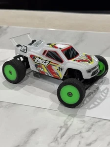 Losi Micro-B Micro-T Felgensicherungsmutter Aluminium eloxiert 2mm Radmuttern eisengrau 4 - Bild 1 von 13