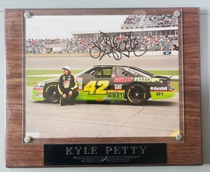 Vintage Kyle Petty handsigniertes Foto Nascar Mellow gelb #42 1990er - Bild 1 von 5