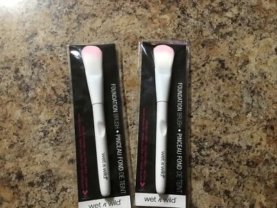 Lote de 2 brochas base WET N WILD nuevas en embalaje envío gratuito Foto 1 de 4