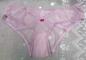 Vtg Women's VICTORIA'S SECRET Fishnet Nylon Mesh LAVENDAR PURPLE Panties L - Picture 1 of 9