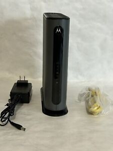 Motorola MG7550 WiFi Router 16x4 High Speed ​​Cable Modem Plus AC1900 PreOwned