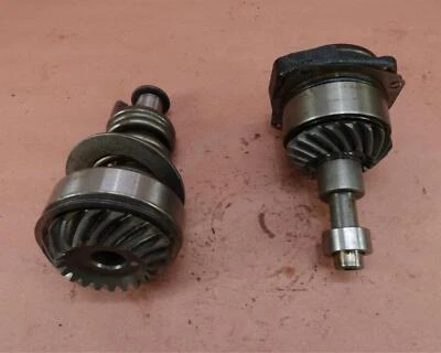 Suzuki Intruder Boulevard S83 VS1400 1987-2005 ejes de transmisión cónica secundaria Foto 1 de 4